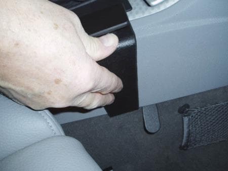 ProClip BMW X3 2004-2010 Kačenje na konzolu, automatik slika 3