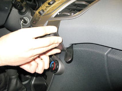 ProClip Ford Fiesta 2009-2017 Ugaono kačenje slika 4