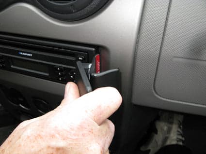 ProClip Dacia Logan 2009-2013 Ugaono kačenje slika 2