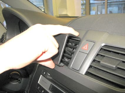 ProClip Suzuki SX4 2011-2015 Centralno kačenje slika 4