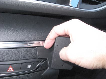 ProClip Peugeot 308 2014-2021 Ugaono kačenje slika 4