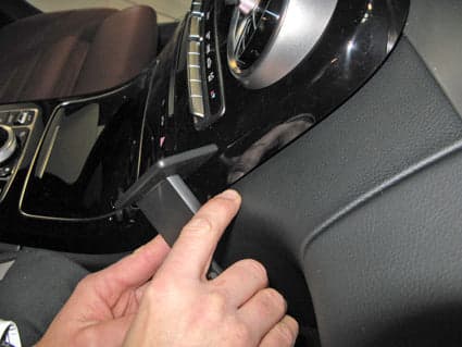 ProClip Mercedes C-class 2014-2021 Ugaono kačenje slika 3