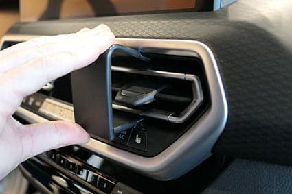 ProClip BMW iX3 2023- Centralno kačenje slika 3